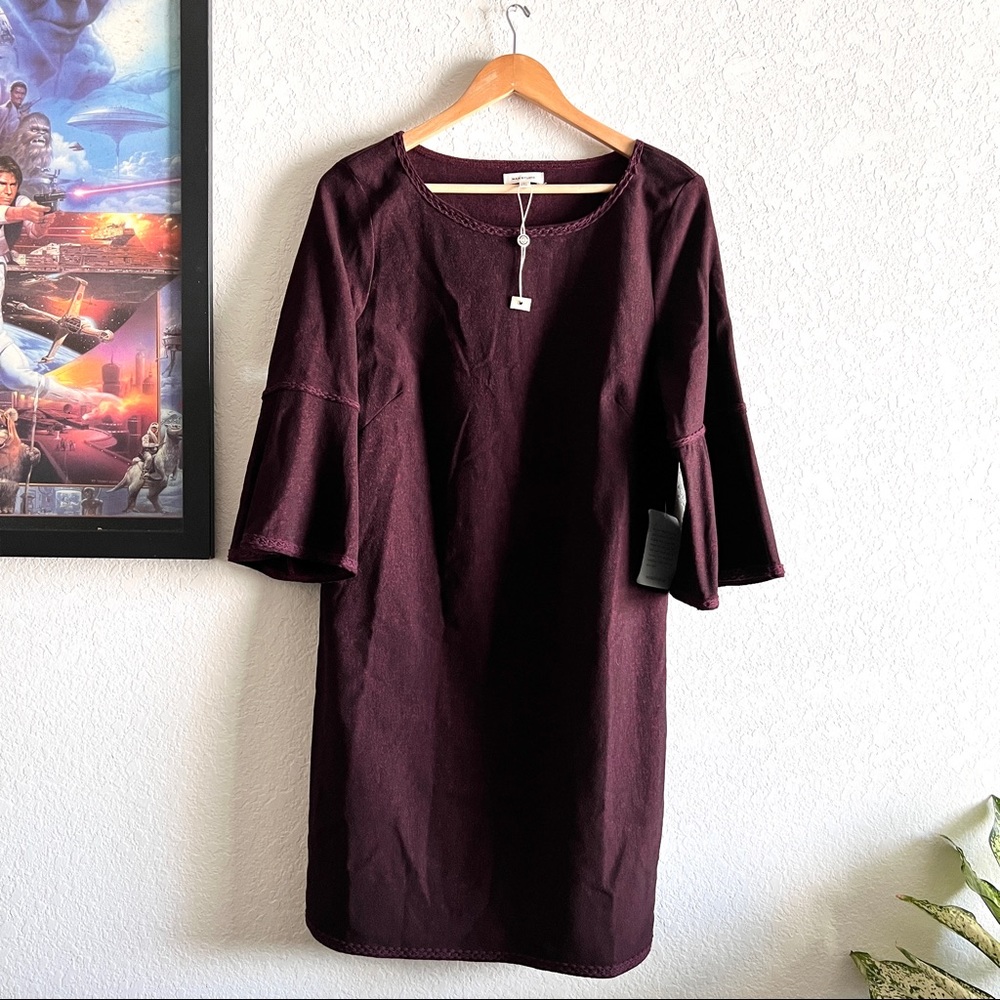 Max Studio Women’s Bell Sleeves Shift Dress Size Large NWT